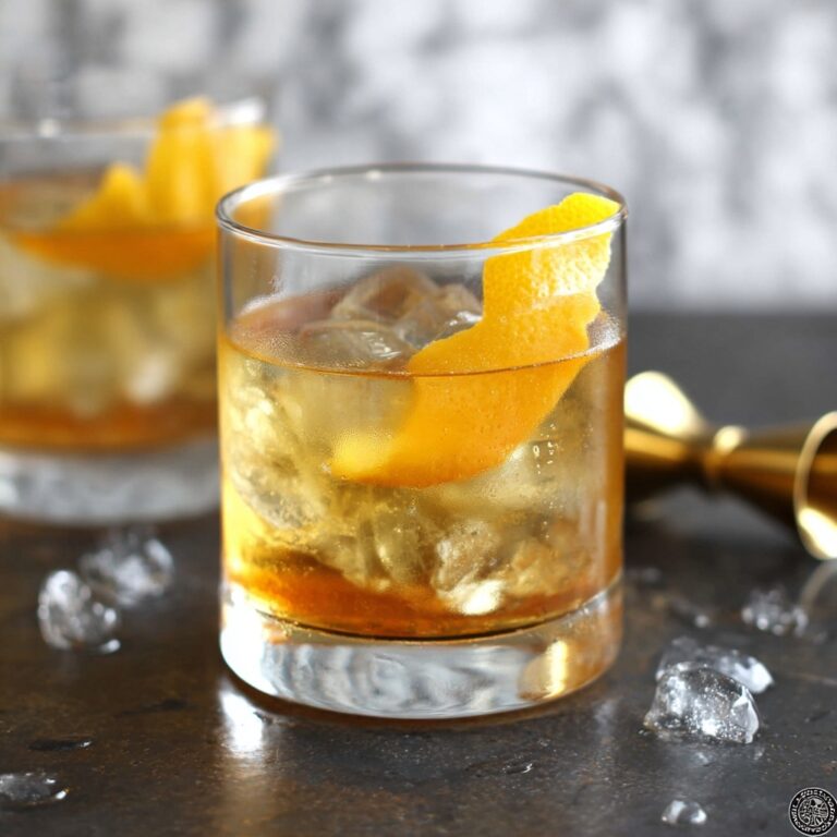 Ginger Gold Rush Cocktail Recipe
